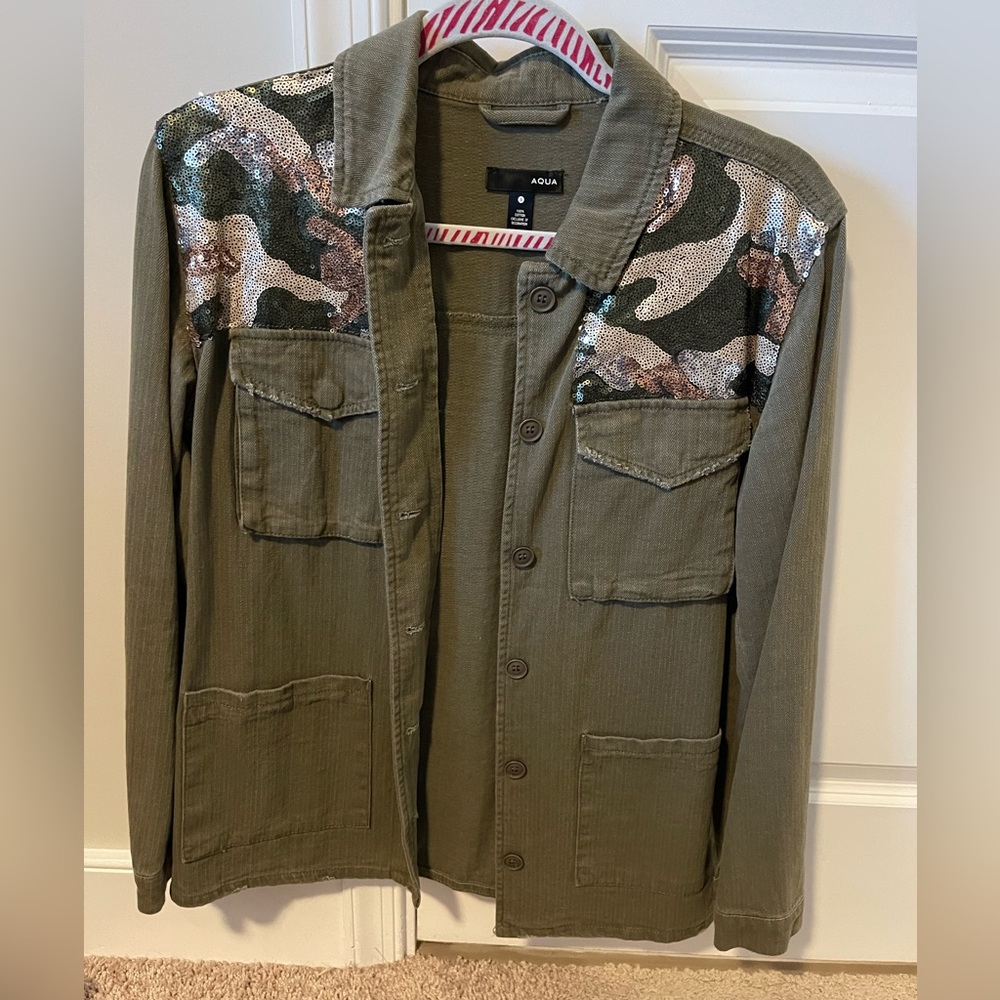Long sleeve denim jacket with sequined camo pattern